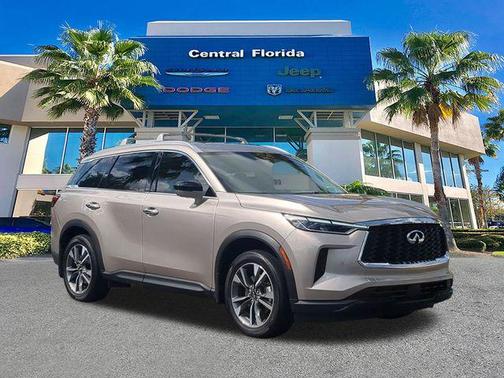 Titanium 2025 INFINITI QX60 Luxe