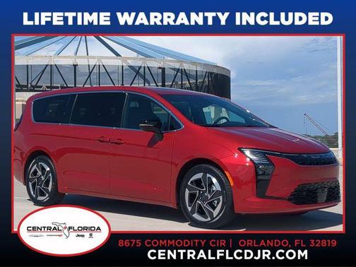 Red Hot Pearlcoat 2027 Chrysler Pacifica Limited