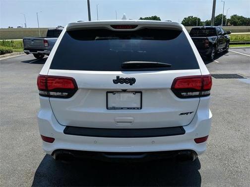 Photo 5 of 33 of 2020 Jeep Grand Cherokee SRT