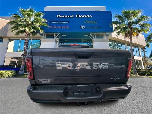 2025 RAM 2500 Big Horn Crew Cab 4x4 6'4' Box