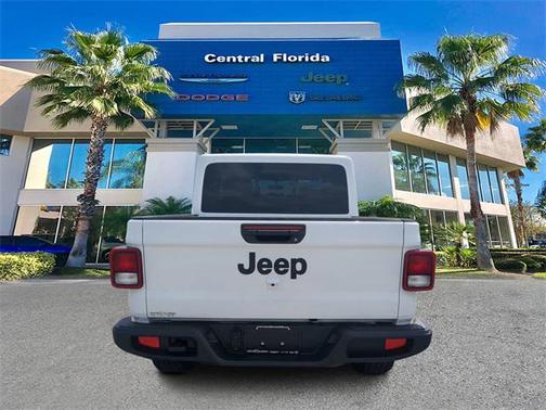 2025 Jeep Gladiator Nighthawk