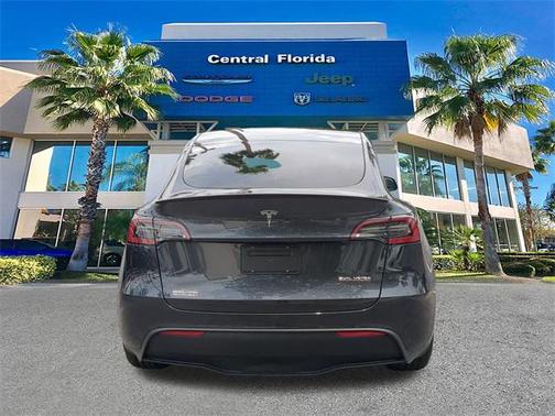 2024 Tesla Model Y Performance Dual Motor All-Wheel Drive