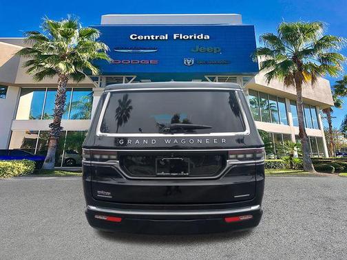Diamond Black Crystal Pearlcoat 2023 Jeep Grand Wagoneer Series II 4x4