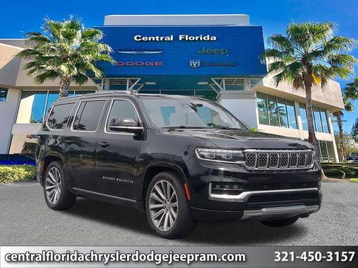 Diamond Black Crystal Pearlcoat 2023 Jeep Grand Wagoneer Series II 4x4