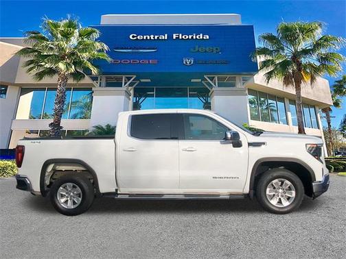 2023 GMC Sierra 1500 SLE