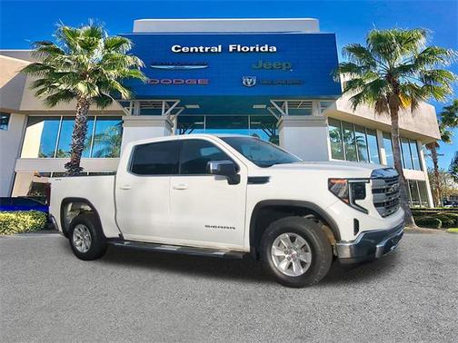 2023 GMC Sierra 1500 SLE