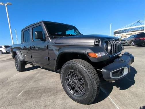 2026 Jeep Gladiator Sport S
