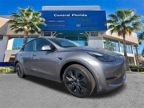 2025 Tesla Model Y Long Range Dual Motor Rear-Wheel Drive