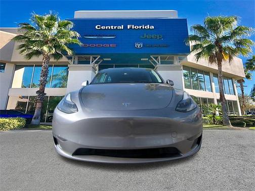 2025 Tesla Model Y Long Range Dual Motor Rear-Wheel Drive