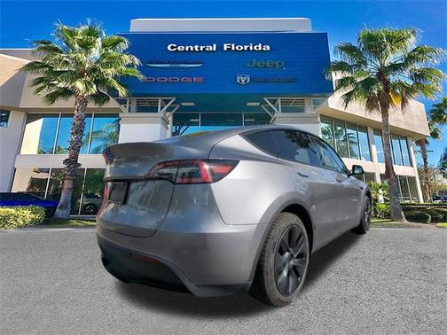2025 Tesla Model Y Long Range Dual Motor Rear-Wheel Drive