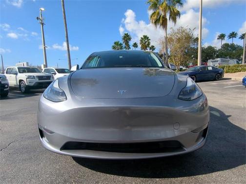 2025 Tesla Model Y Long Range Dual Motor Rear-Wheel Drive