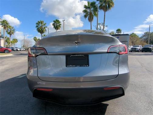 2025 Tesla Model Y Long Range Dual Motor Rear-Wheel Drive