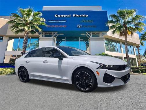 2024 Kia K5 GT-Line