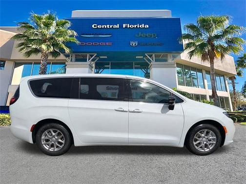 2026 Chrysler Pacifica L