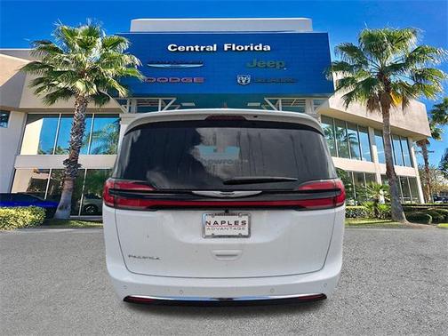 2026 Chrysler Pacifica L