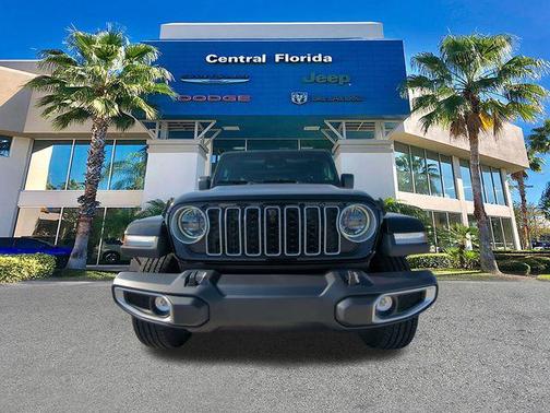 2026 Jeep Wrangler 4-Door Sahara 4x4