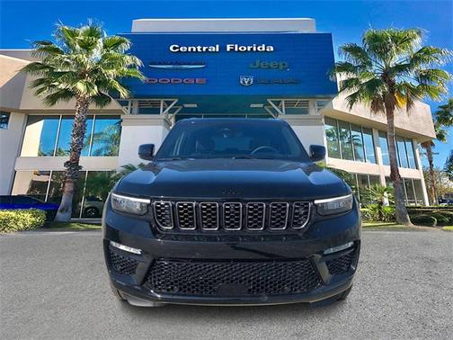 2025 Jeep Grand Cherokee Summit