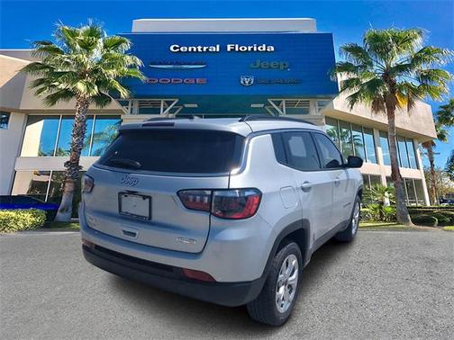 2025 Jeep Compass Latitude