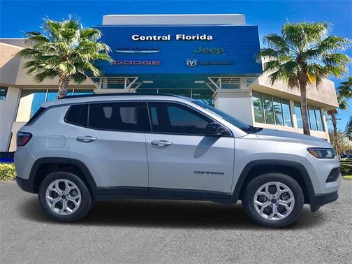 2025 Jeep Compass Latitude