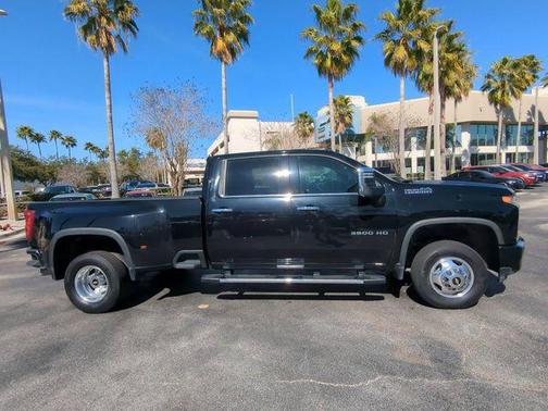 2022 Chevrolet Silverado 3500 High Country