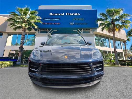 2021 Porsche Macan Base