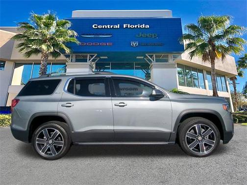 2023 GMC Acadia FWD SLT