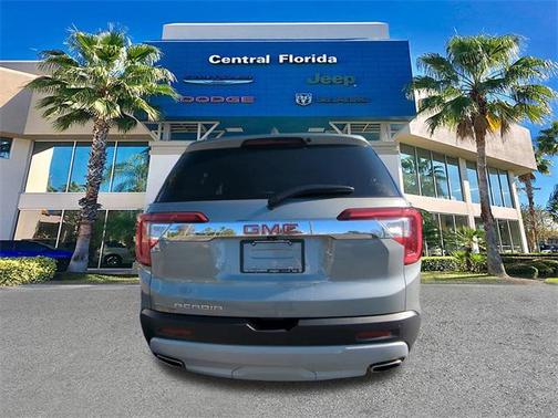 2023 GMC Acadia FWD SLT