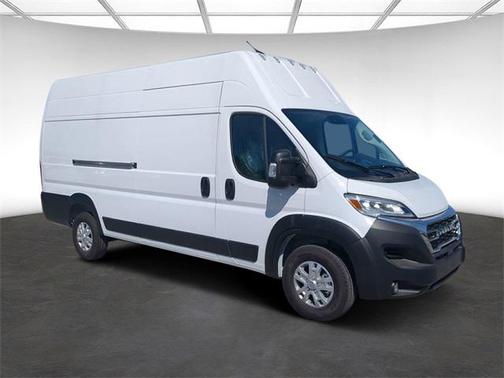 2025 RAM ProMaster 2500 Tradesman