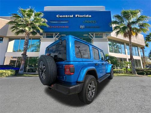 2026 Jeep Wrangler 4-Door Sahara 4x4