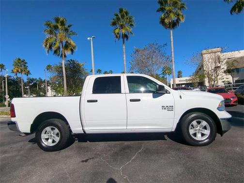 2022 RAM 1500 Classic SLT