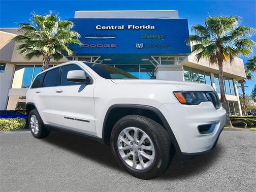 2022 Jeep Grand Cherokee Laredo