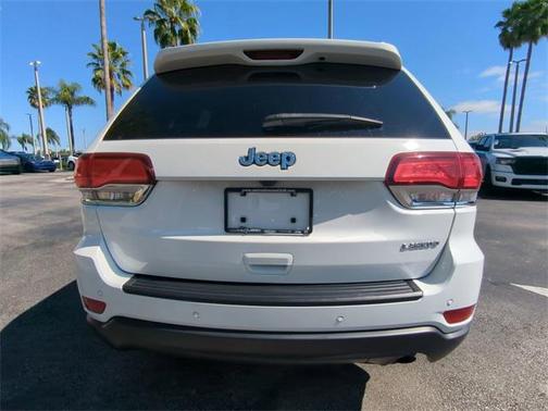 2022 Jeep Grand Cherokee Laredo