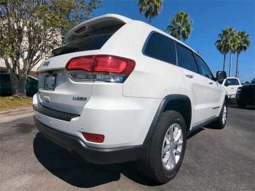 2022 Jeep Grand Cherokee Laredo