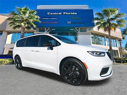 2026 Chrysler Pacifica Limited
