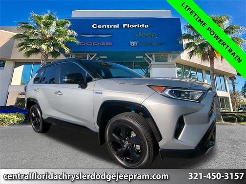 2021 Toyota RAV4 Hybrid SE