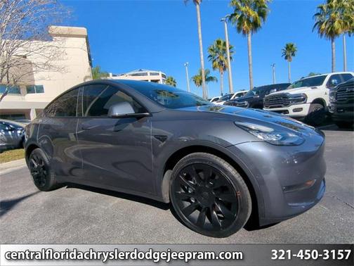 2022 Tesla Model Y Long Range Dual Motor All-Wheel Drive