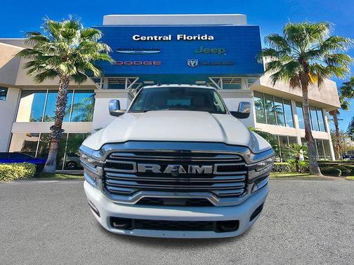 2026 RAM 3500 Laramie Crew Cab 4x4 8' Box