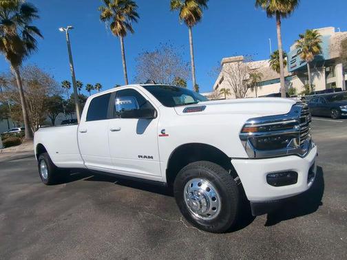 2026 RAM 3500 Laramie Crew Cab 4x4 8' Box