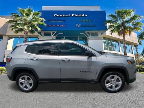 2023 Jeep Compass Latitude