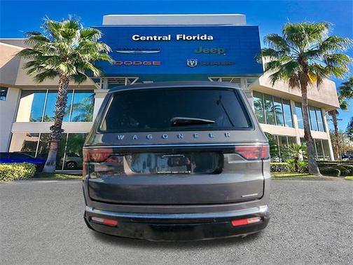 2024 Jeep Wagoneer L Series II 4x4