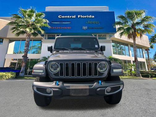 Granite Crystal Metallic Clearcoat 2024 Jeep Wrangler 4xe Sahara