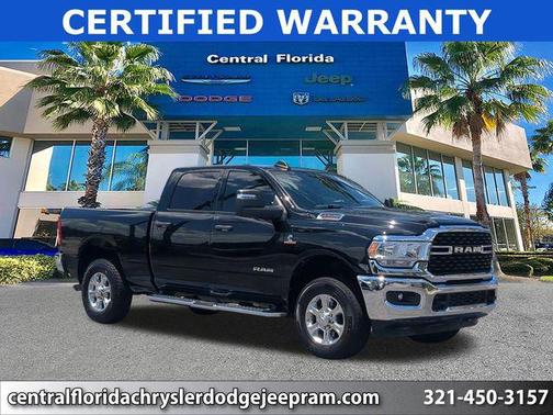 Diamond Black Crystal Pearlcoat 2024 RAM 2500 Big Horn Crew Cab 4x4 6'4' Box