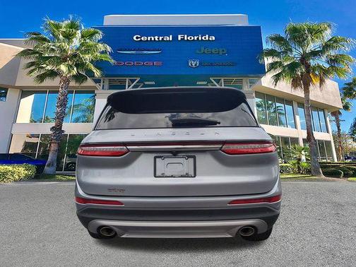 Silver Radiance Metallic Clearcoat 2023 Lincoln Corsair Standard