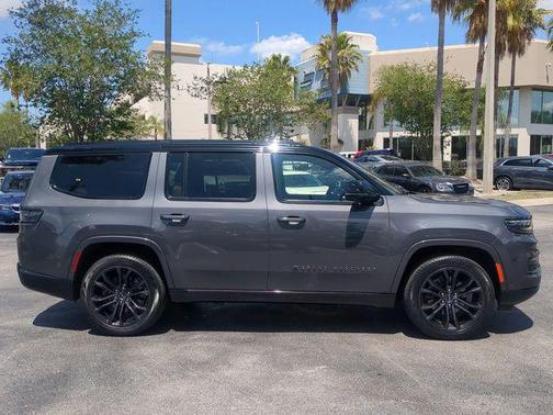 Baltic Gray Metallic Clearcoat 2024 Jeep Grand Wagoneer Series III Obsidian 4x4
