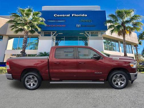 Delmonico Red Pearlcoat 2022 RAM 1500 Big Horn/Lone Star