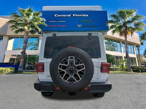 2026 Jeep Wrangler 4-Door Sahara 4x4