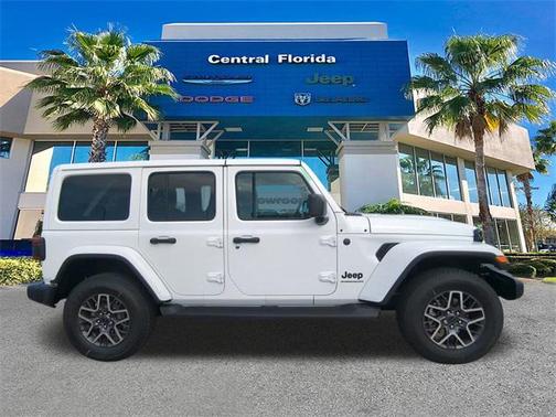 2026 Jeep Wrangler 4-Door Sahara 4x4