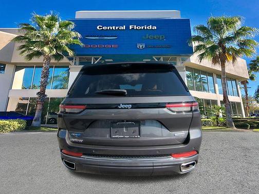 2022 Jeep Grand Cherokee 4xe Summit