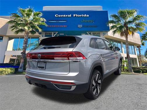 2024 Volkswagen Atlas Cross Sport 2.0T SE w/Technology