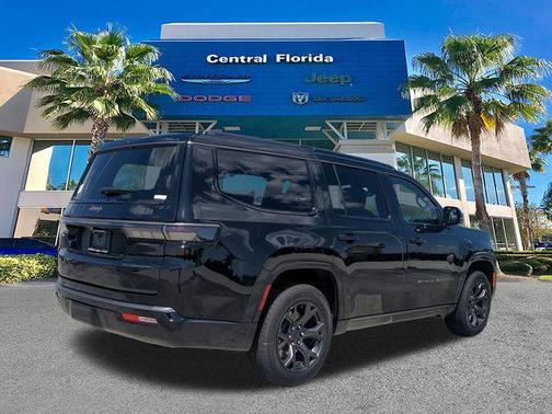 High Gloss Black 2026 Jeep Grand Wagoneer Limited Altitude 4x4